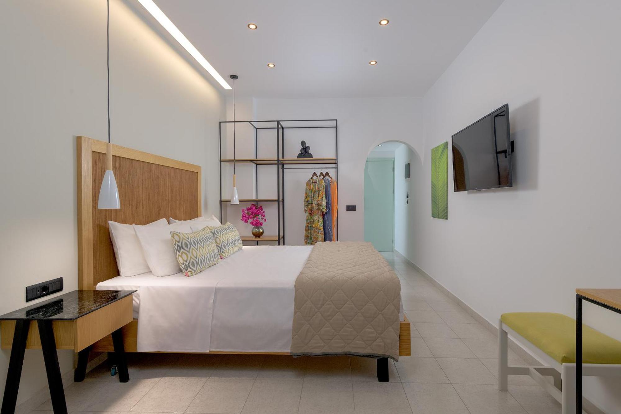 Hotel Nirvana Theológos